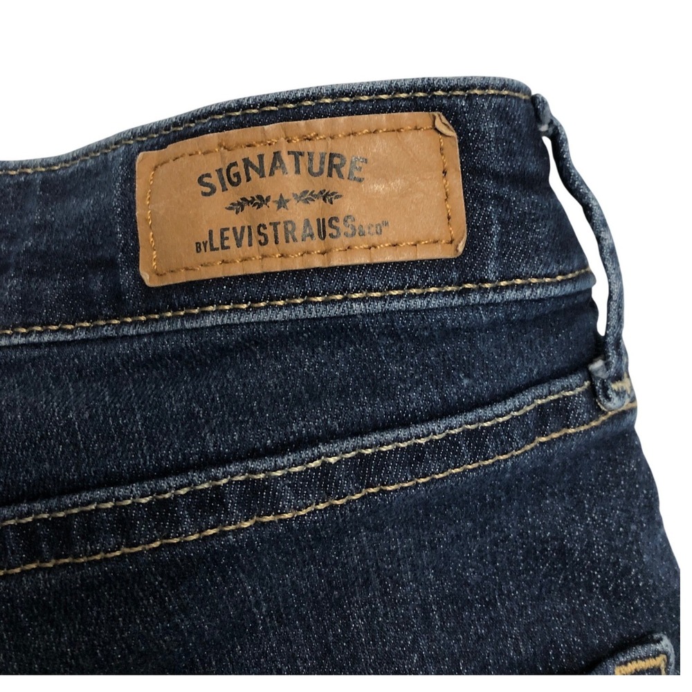 Signature by Levi Strauss & Co Modern Slim Dark Wash Jeans Womens 10S W30 L26 - Picture 10 of 10